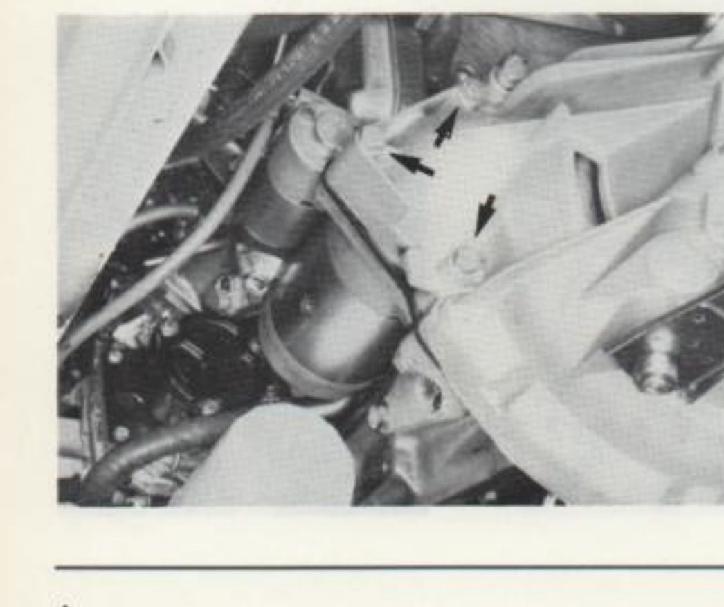 Viti di fissaggio del motorino d'avviamento al supporto unione cambio al motore